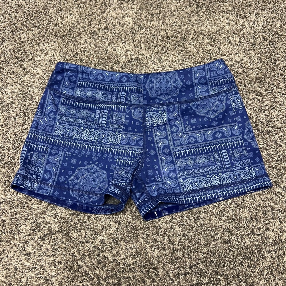 IAB MFG Blue Bandana Paisley Running CrossFit Shorts No Ride Size 8 medium